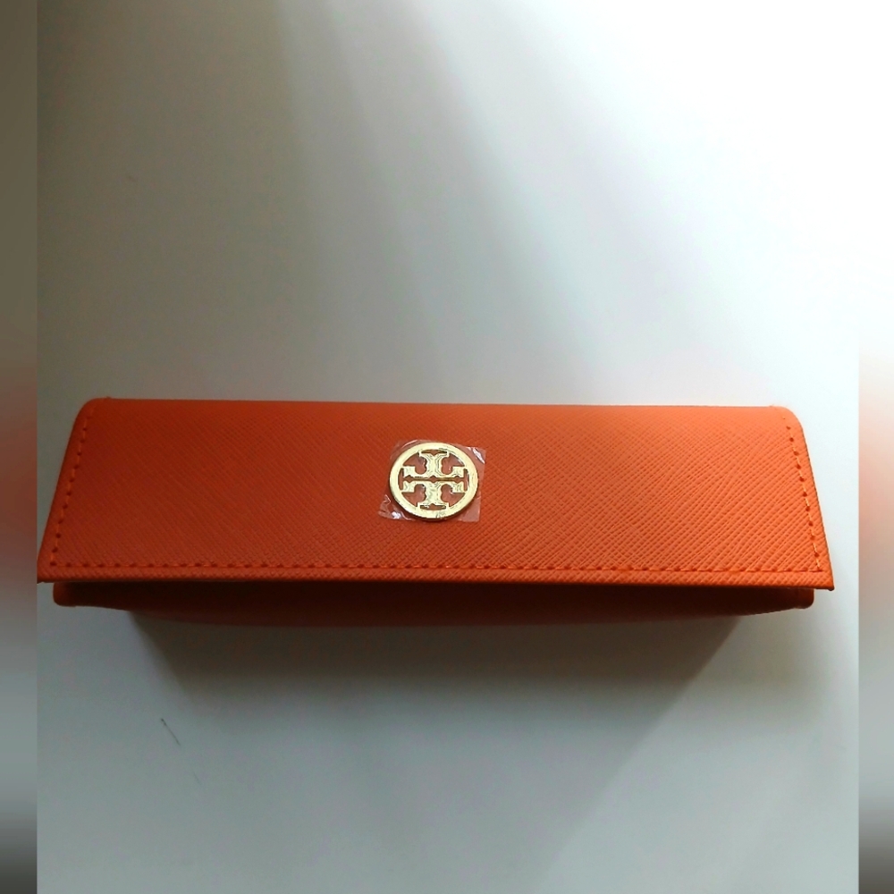 Tory Burch Orange Sunglases/ Cosmetic Case.New